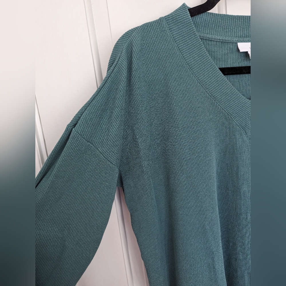 $10 SALE J Jill Long Sleeve Thermal Top V Neck size large sage green capsule - Picture 5 of 12